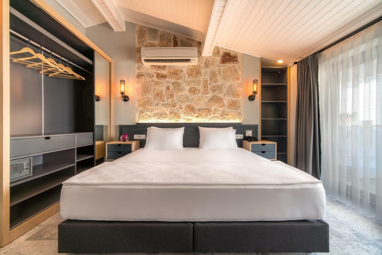 Isola 12 Hotel Каш Екстер'єр фото