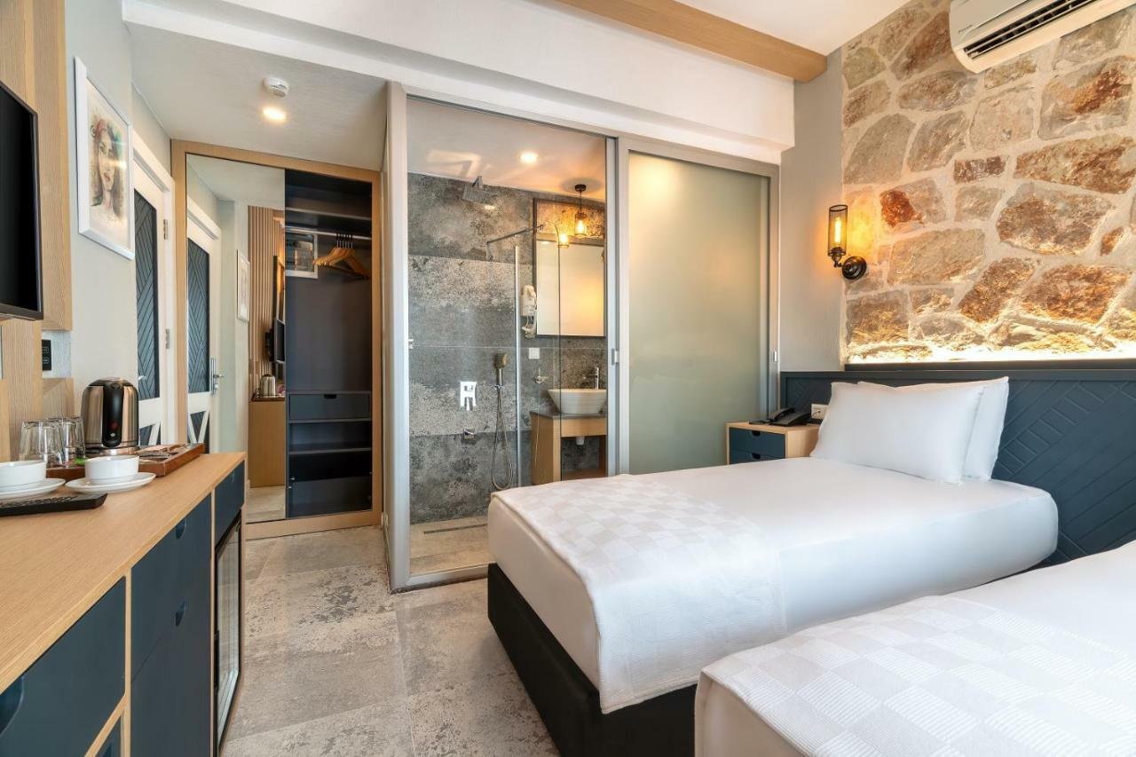 Isola 12 Hotel Каш Екстер'єр фото
