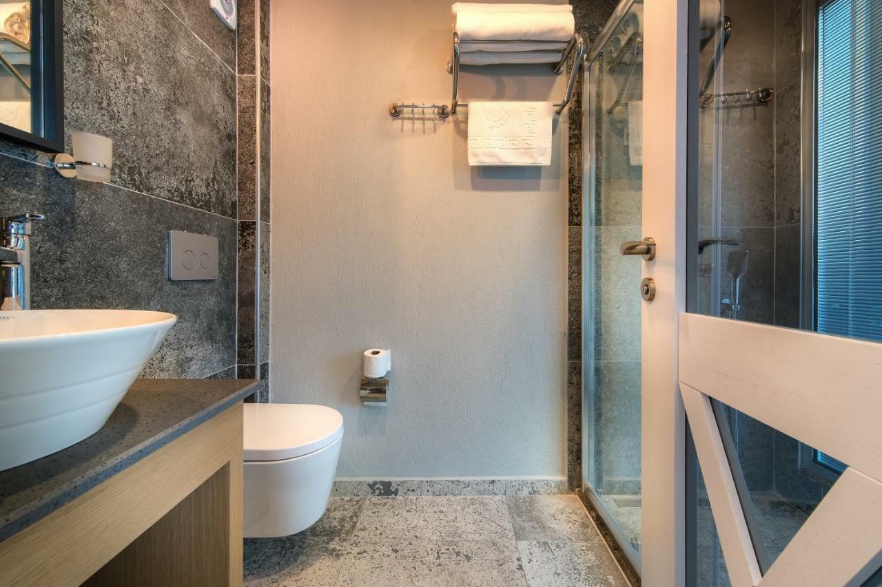 Isola 12 Hotel Каш Екстер'єр фото